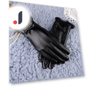 Winter Touchscreen Gloves — Gloves, Challenge