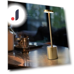 Modern Creative Metal Decorative Desk Lamp — Desk & Table Lighting, ZEKS