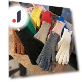 Unisex Winter Touchscreen Gloves — Gloves & Mittens, Evergreen