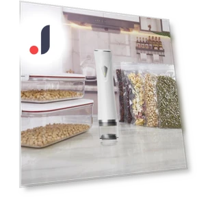 Automatic Intelligent Vacuum Sealer with Visible Water Tank — Vacuum Sealers, Cleaner Products