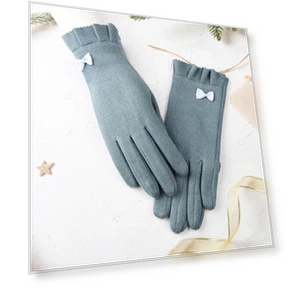 Women's Warm Velvet Touchscreen Gloves — Gloves & Mittens, Exquisite Co., Ltd.