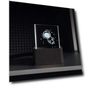 Crystal Cube Photo Display Holographic Desktop Smart Weather Station Digital Clock with GIF Animations Album — Alarms & Clocks, Hein-M