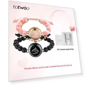 Interactive Smart Bracelet Pair for Couples and Friends — Wearable Accessories, Totwoo