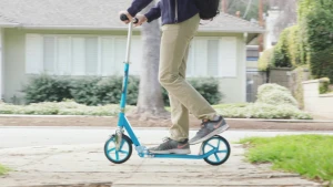 Kick Scooter for Kids Ages 8+, Razor
