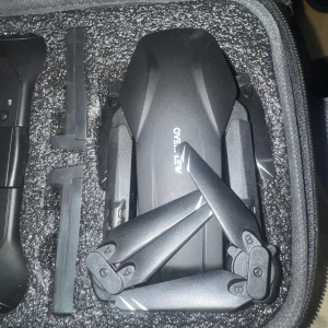 Foldable Drone with Camera — Drone, Velcase