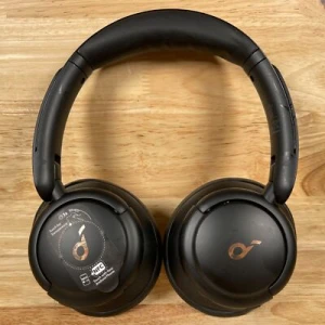 Hybrid Active Noise Cancelling Headphones — Wireless Earbuds, Anker