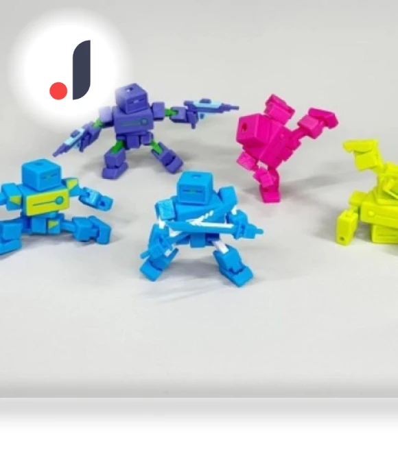 Fully assembled movable mini robot with hinge — Miniatures, Super Go