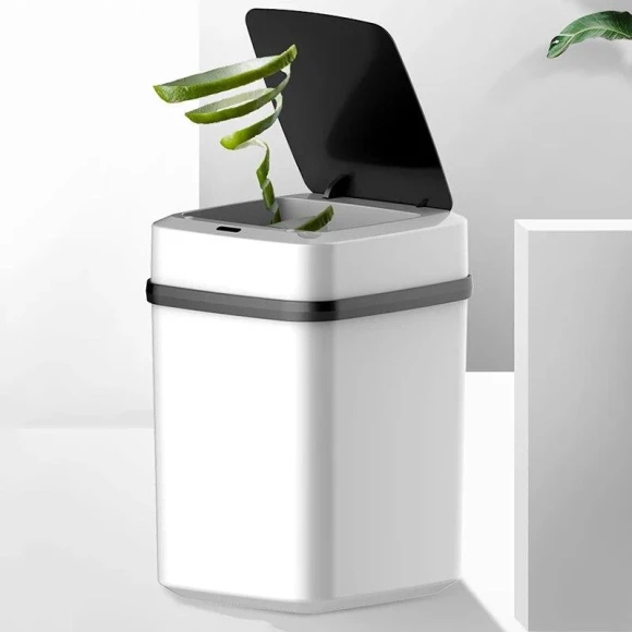 Smart Touchless Trash Can — Kitchen Cans, Simple and warm