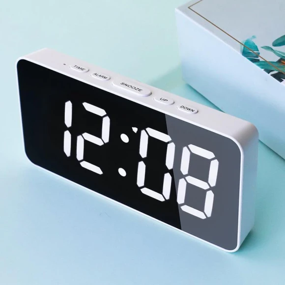 Radio-Controlled Digital Alarm Clock — Alarms & Clocks, Fashionable bags
