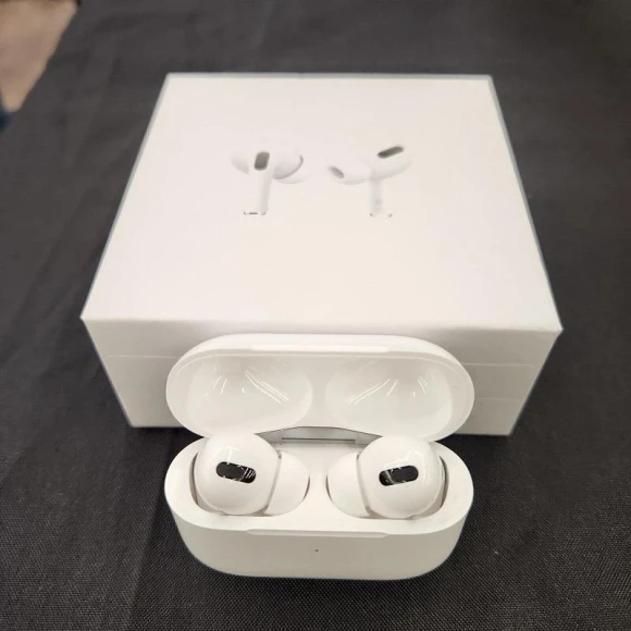 Wireless Bluetooth Earbuds — In-Ear Headphones, ElectronicsHome