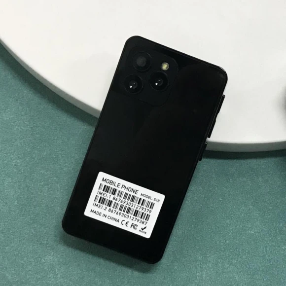 Mini Smartphone — Capacitors, SOYES