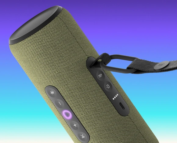 Portable Speaker with Voice Assistant — Portable Audio, Yandex