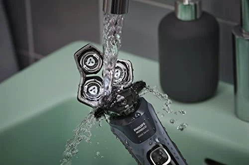 Rechargeable Wet & Dry Shaver with Pop-Up Trimmer — Rotary, Philips