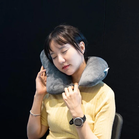 G-Shape Smart Neck Massage and Support Pillow — Neck Support, Breo