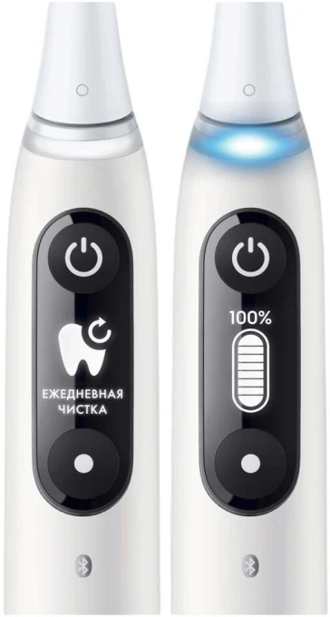 Electric toothbrush with 4 brush heads — Electric Toothbrush, Oral-B