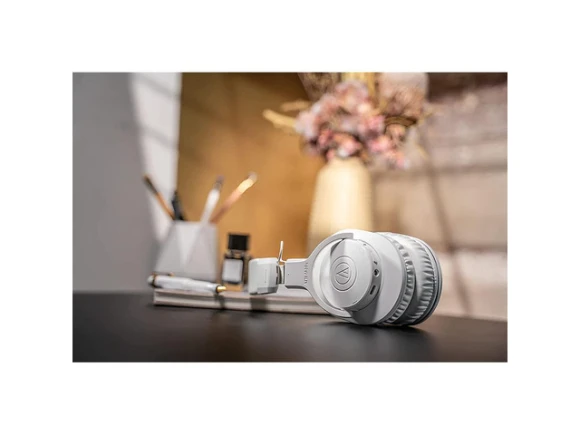 Wireless over-ear headphones — Wireless Earbuds, Audio Technica
