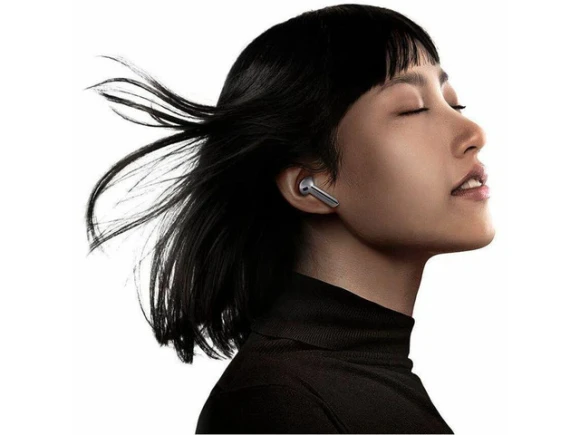 Wireless Earbuds, Silver — Wireless Earbuds, Samsung