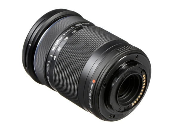 Mirrorless camera with vlogging accessories — Digital Cameras & Camcorders, Panasonic