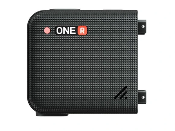 ONE R Twin Edition Digital Camera — Digital Cameras & Camcorders, Insta360