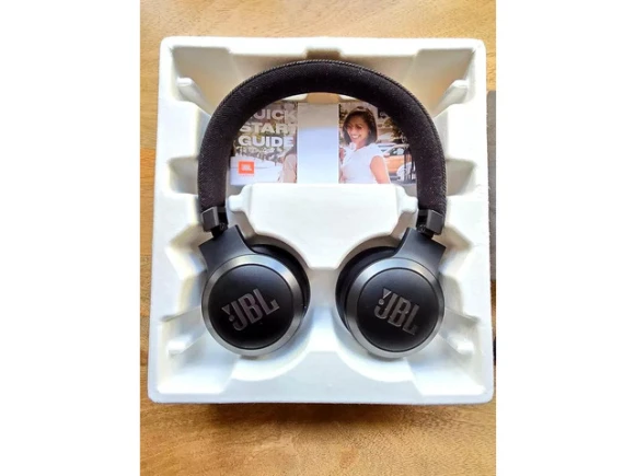 On-Ear Wireless Headphones — Wireless Earbuds, JBL