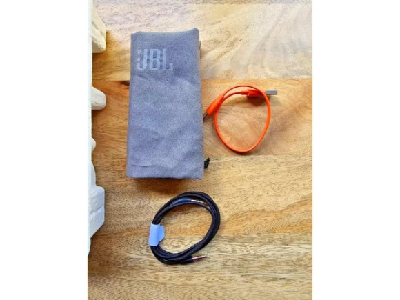 On-Ear Wireless Headphones — Wireless Earbuds, JBL