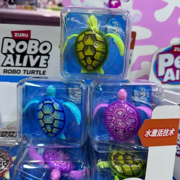 Water-Activated Robotic Turtle Toy — Robot Pet, ZURU
