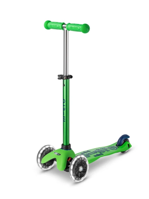 Mini Deluxe LED Three-Wheeled Scooter, Micro