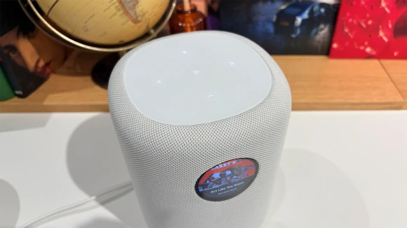 Smart Speaker with 1.8" Touch Display — Smart Speaker, WiiM