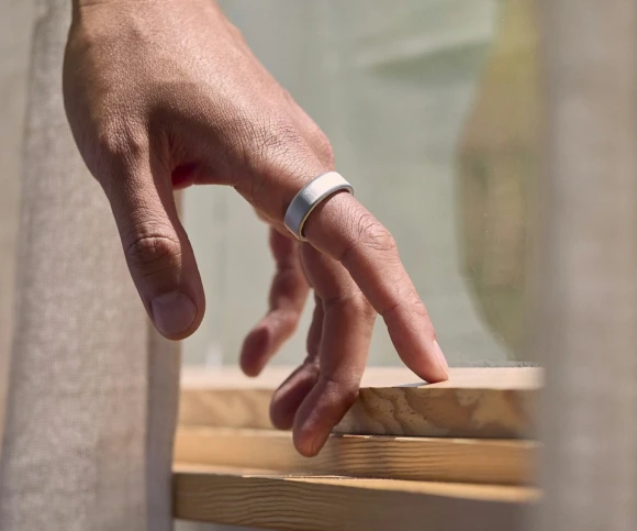 Smart Ring 4, Size 14 (23.1), Matte Silver — Smart Ring, Oura