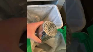 Deodorize garbage cans