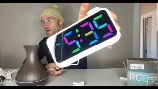 New adjustable LED Clock Creates Massive Vibes in Your Bedroom REVIEW