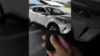 2018 Toyota C-hr roll window down by remote key fob