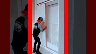 lemari pakaian pintu geser