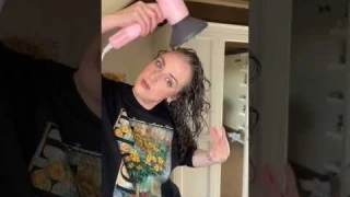 New curls, new tricks, meet Laifen SE High-Speed Hair Dryer