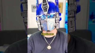 World’s Most Realistic OPTIMUS PRIME Helmet