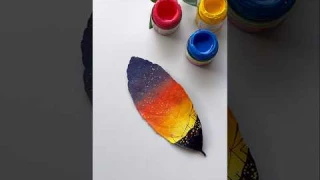 Leaf painting idea using acrylic paints #leafpainting #acrylicpaint #shortsviral #artshorts #diy