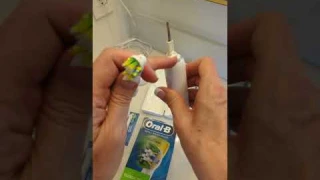 HONEST Review & Demo: Oral-B Pro 1000 Toothbrush (Function & Travel)