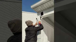 Solar Powered Security Cam: Capture Every Moment Day or Night  aosu SolarCam D1 Max