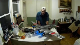 Freewing B-17 Flying Fortress 1600mm Bomber, Un-Boxing/Complete Speed Build/Review