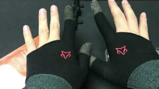 WATCH New Design BEFORE BUYING Sarafox Gaming Triggers Sleeves Gloves for PUBG Mobile / BGMI / COD
