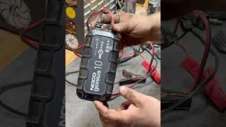 Mechanic Tips - Best Battery Charger Ever! (NOCO Genius 10) 🚗🤯 #shorts #dieselrepair #snapontools