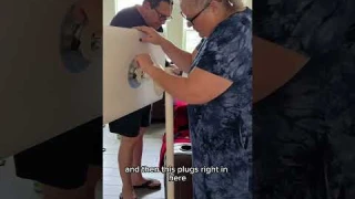 This video is how to set up your Apolosign touchscreen TV.