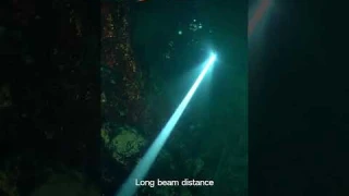 Zoom Diving Flashlight with A SUPER Powerful Light Intensity