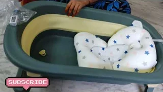 Foldable infant bathtub with smart temperature indication meter and Soft cushion for 0 to 3 years