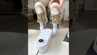 Timely Intelligent Shoe Dryer with Hot Air Circulation for Deodorizing and Drying Household Shoes an