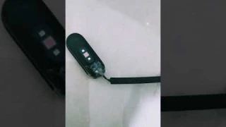 Charge Mi Band 4 without charger #MiBand4 #charger #DIY