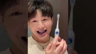 谁还敢说我不爱干净！！！（音量max #usmile笑容加电动牙刷 #笑容加小圆屏