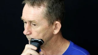 Philips Norelco 5400 Wet/Dry Shaver with SenseIQ - Full Review & Test