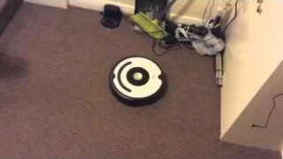A look at the roomba 600 series vacuum cleaner that I borro