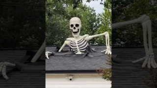 Let me show you how to attach the viral GROUNDBREAKER SKELETON to your roof! #halloween #skeleton